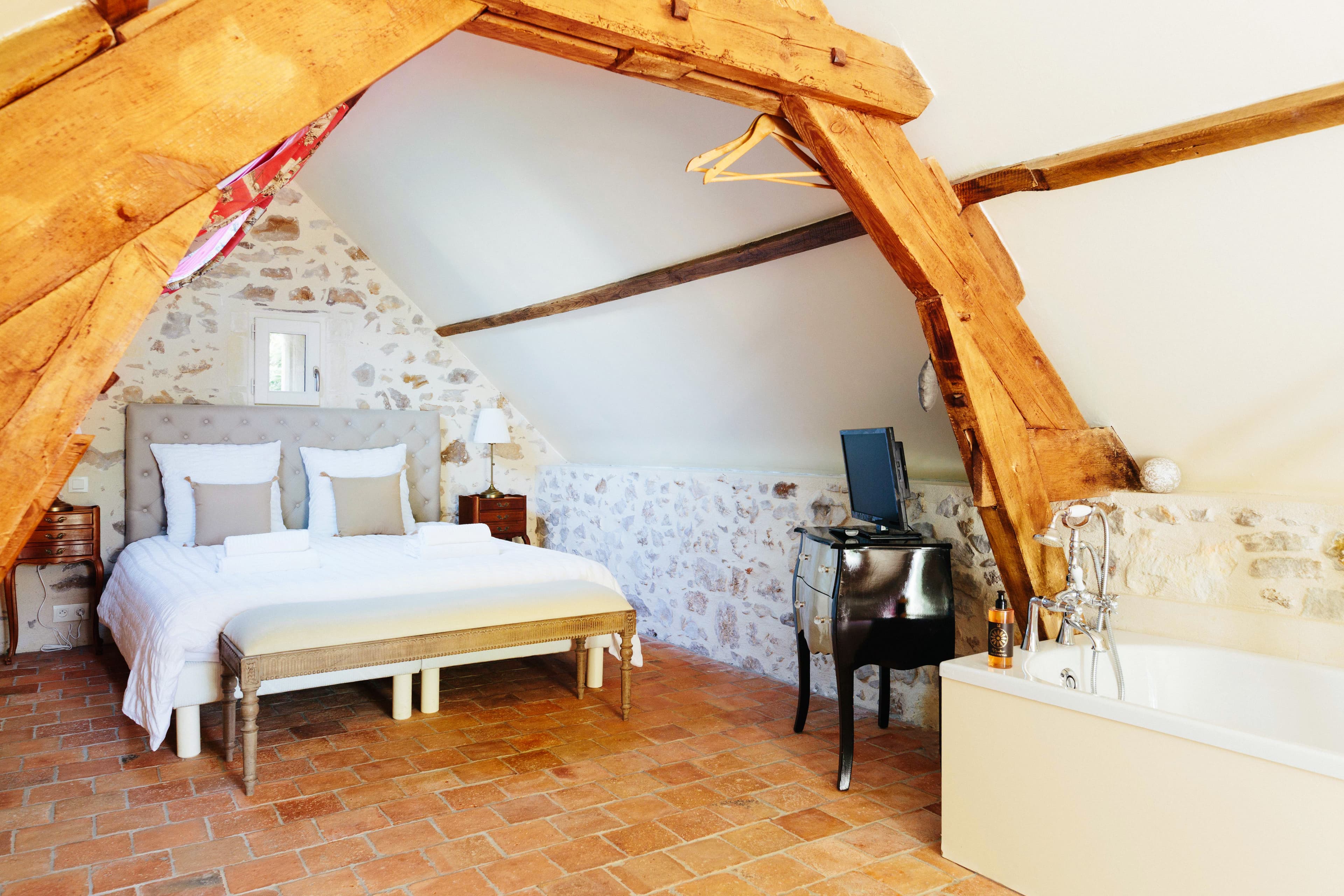 Chambre Côté Cèdre, dépendance