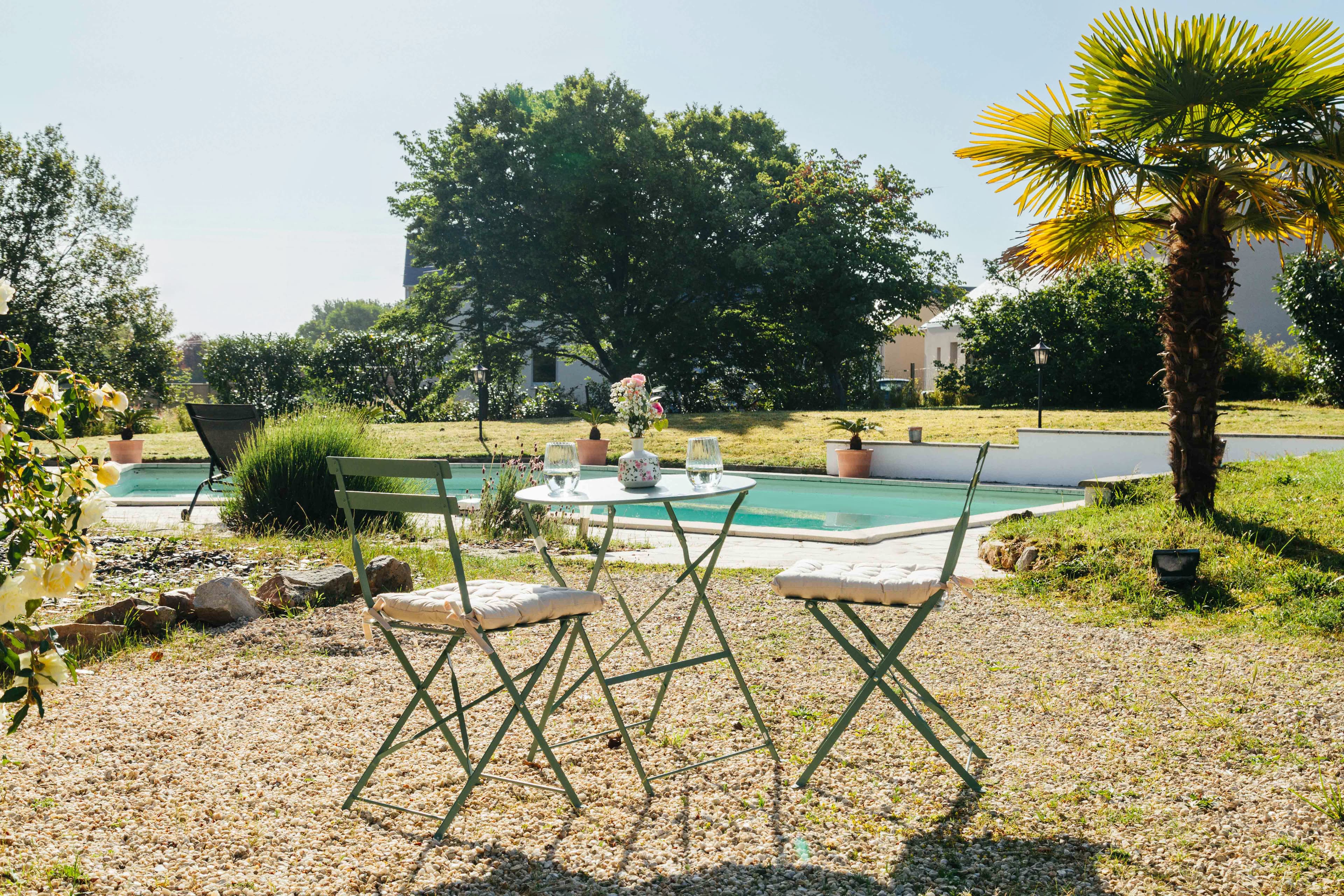 Un coin détente au bord de l'eau